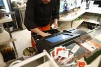 Las ventas del comercio minorista crecen en Canarias un 3,3% en agosto