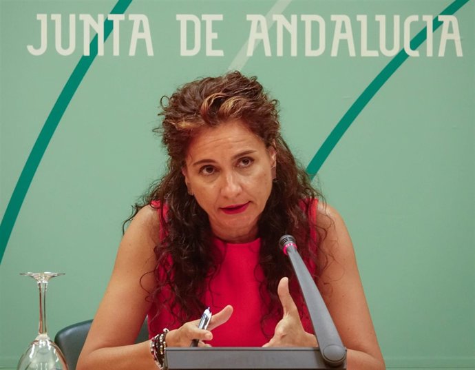 La consejera de Hacienda y Administración Pública, María Jesús Montero