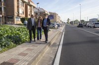 Concluye el asfaltado de la carretera entre Guarnizo y el paso superior de Renfe