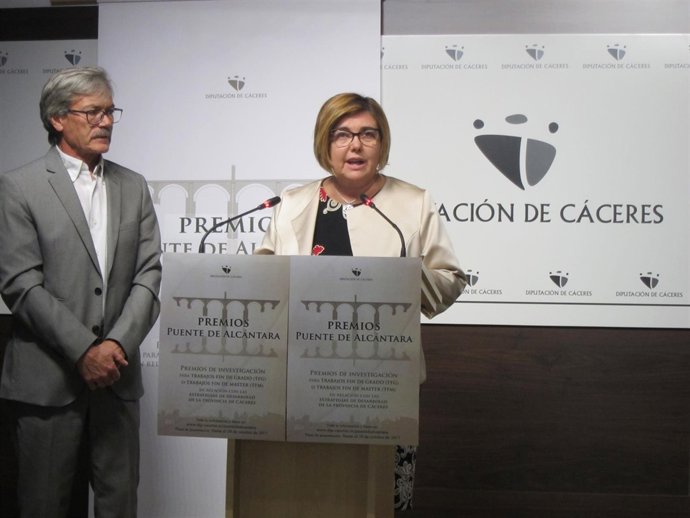 Rosario Cordero y José Luis Gurría presentan los premios de investigación 