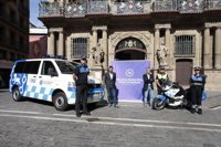 La Policía Municipal de Pamplona estrena nueva imagen pasando al color azul