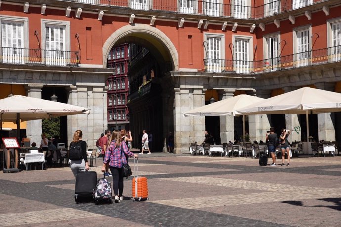 Recursos de turistas en la Plaza Mayor de Madrid