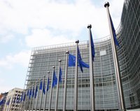 La Eurocámara pide vetar la propuesta de Bruselas para identificar disruptores endocrinos