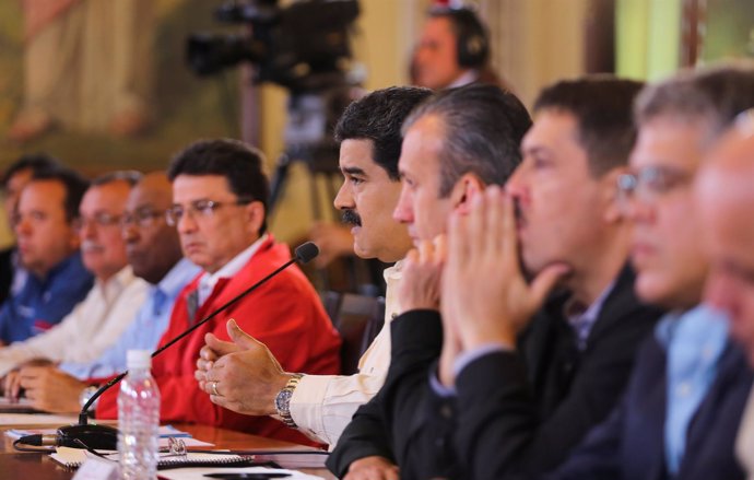 Nicolás Maduro reunido con su Gobierno
