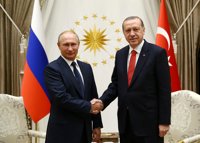 Putin y Erdogan abogan por preservar la integridad territorial de Irak y Siria tras el referéndum kurdo