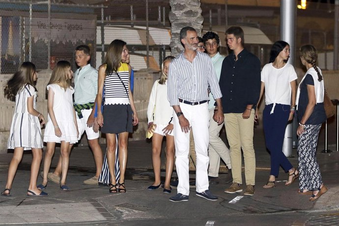 FAMILIA REAL EN MALLORCA