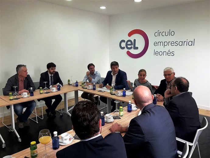 Reunión de la Junta directiva de CEL. 