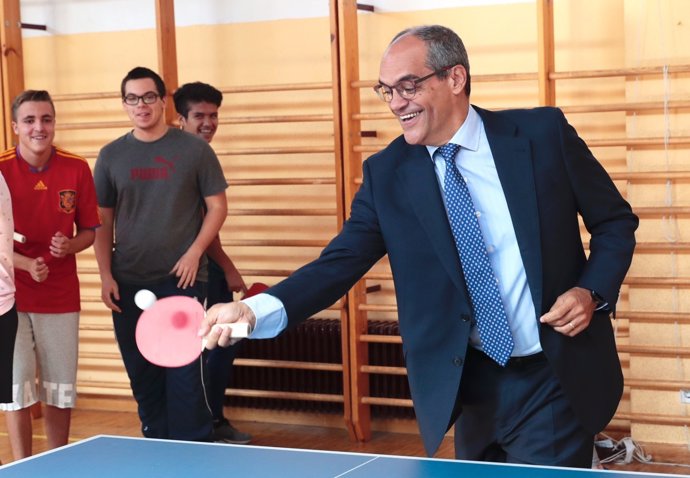 Nota Y Fotos: Cerca De 4.000 Alumnos Madrileños Se Benefician Este Curso Del Pro