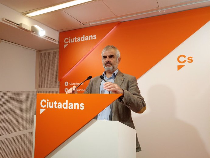 El portavoz de Cs en el Parlament, Carlos Carrizosa