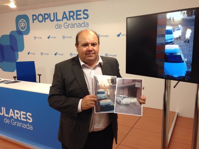 El portavoz del PP en Diputación, José Robles, sobre el uso de coches oficiales