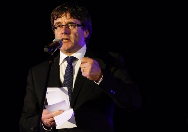 Carles Puigdemont cierra la campaña por la independencia de Cataluña