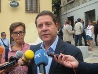 Page dice que "a lo mejor no queda más remedio que votar" pero "todos los españoles y todas las españolas"