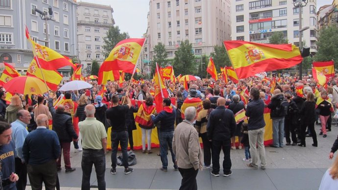 Concentracion en Santander contra el referendum 