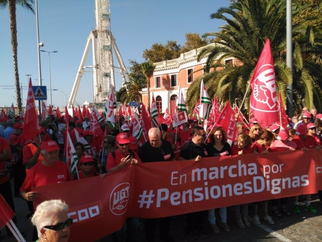 Ccoo ugt andalucía málaga marcha pensiones dignas puerto