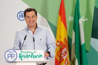 Juanma Moreno insta a Susana Díaz a que "cumpla la ley" y transfiera a los ayuntamientos andaluces 780 millones de euros