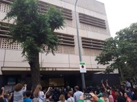 Colau: "Un presidente del Gobierno cobarde ha inundado de policía nuestra ciudad"