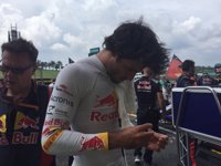 Sainz: "Cuando hay algo fuera de tu control, el disgusto es menor"
