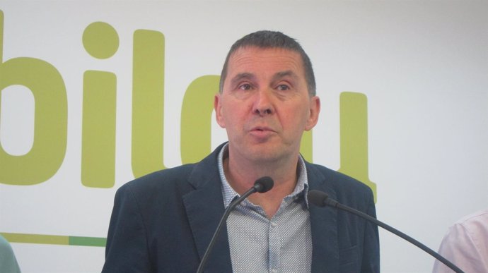                                Arnaldo Otegi