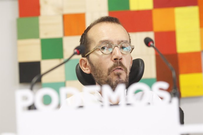 Rueda de prensa de Pablo Echenique en la sede de Podemos