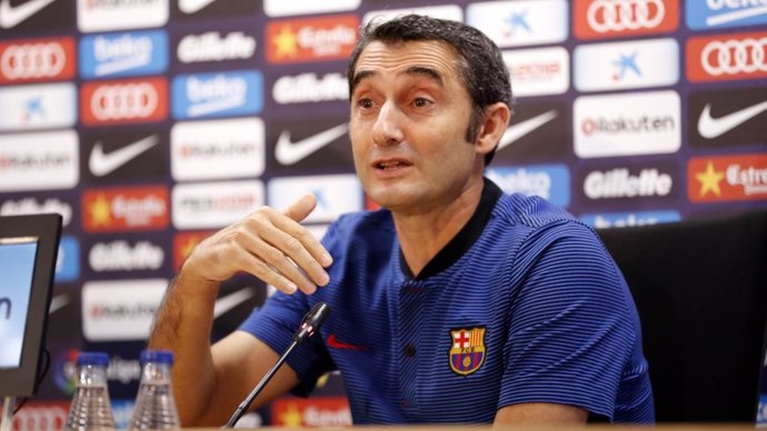 Ernesto Valverde (Barcelona) en rueda de prensa