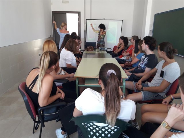 En La Mojonera se ha impartido un curso de 'Monitor en Escuela de Verano'.