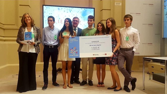 Ganadores del concurso 'Finanzas para Todos'