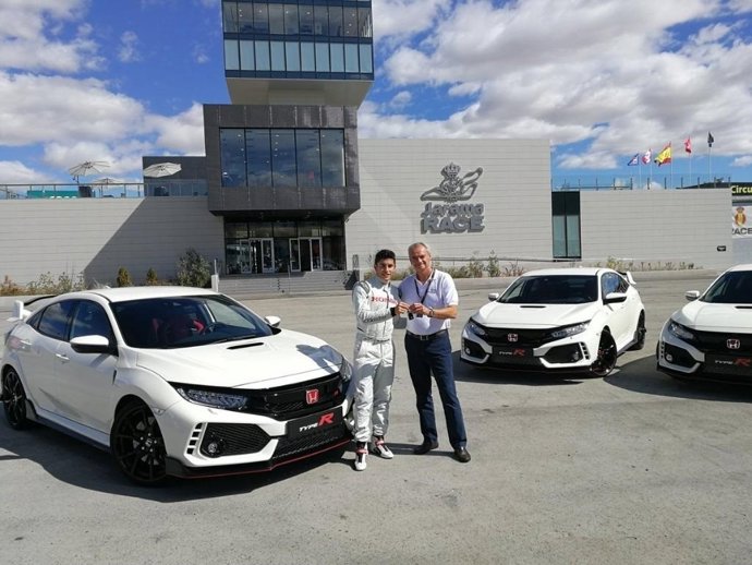 Marc Márquez en un acto con Honda