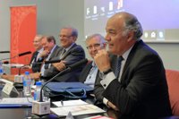 El Gobierno estudiará formas para mejorar la depuración y eliminar restos de ibuprofeno y drogas en el agua residual