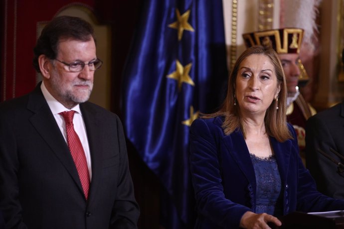 Rajoy y Ana Pastor en la recepción del Día de la Constitución