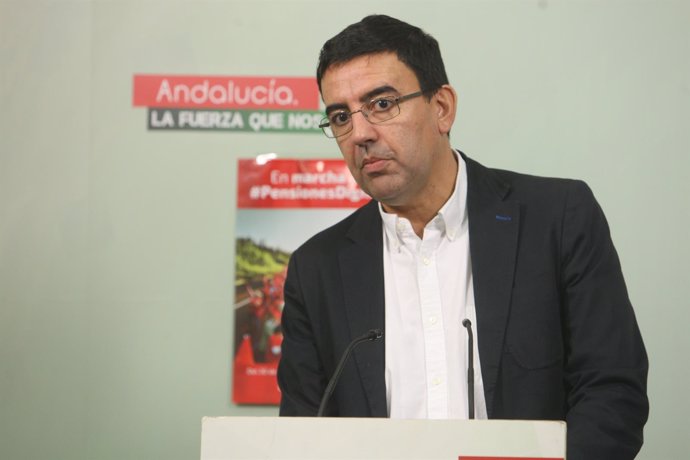 Mario Jiménez, en rueda de prensa en Cádiz