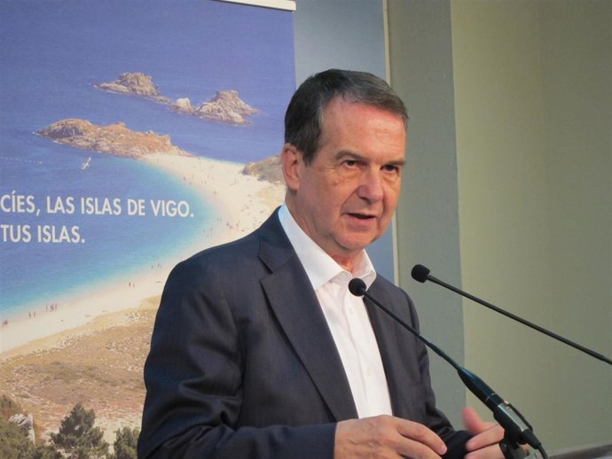 El alcalde de Vigo, Abel Caballero, en rueda de prensa                       