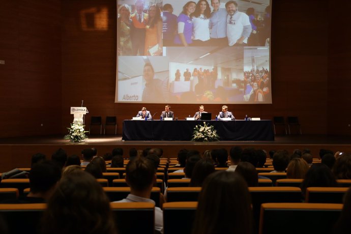 Loyola Leadership School comienza el curso académico 2017-2018.