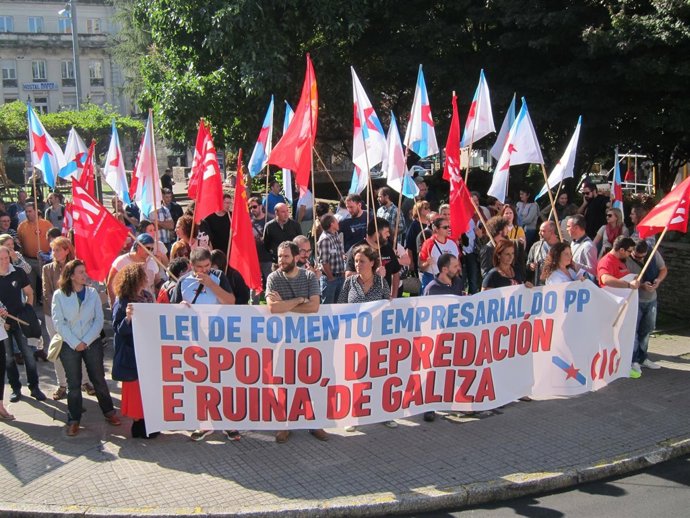 Concentración contra la ley de fomento empresarial                    