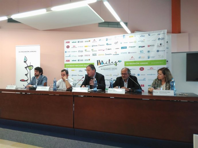 Presentación 43 reunión anual sne sociedad nacional española málaga