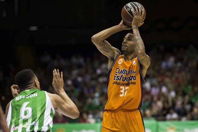 Erik Green en el Valencia Basket - Real Betis