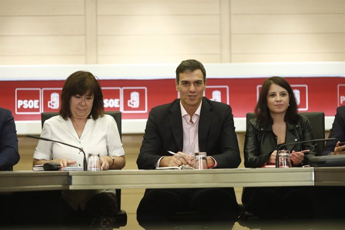 Pedro Sánchez encapçala la reunió de la Comissió Permanent del PSOE a Ferraz