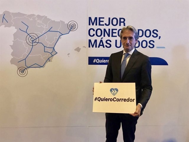 De la Serna durante el acto por el Corredor Mediterráneo