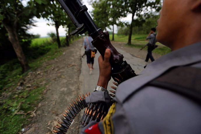 Presencia policial en Rajine