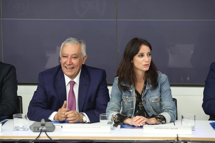 Javier Arenas y Andrea Levy en el Comité Ejecutivo Nacional del PP