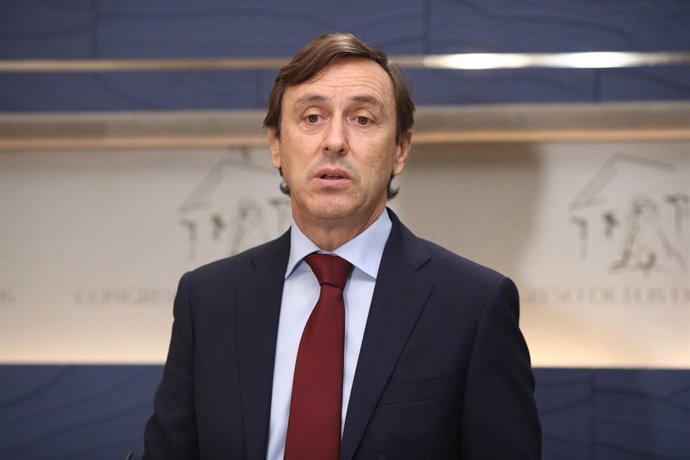 Roda de premsa de Rafael Hernando al Congrés