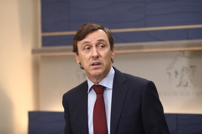 Roda de premsa de Rafael Hernando al Congrés