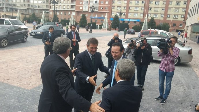 Rafael Catalá a la seva arribada a Oviedo.
