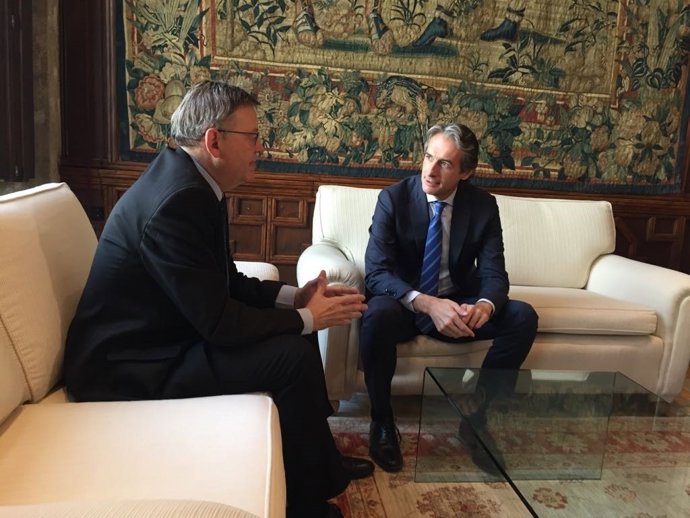 De la Serna es reuneix amb Ximo Puig a València