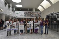 El Hospital Reina Sofía de Córdoba acoge una muestra de 40 imágenes para promocionar y normalizar la lactancia materna