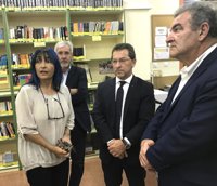 El Gobierno señala que la oficialidad compete a la Junta General, "nuestro objetivo es impulsar la Ley de Uso"