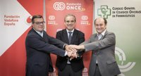 Farmacéuticos, Fundación ONCE y Fundación Vodafone España seguirán facilitando información accesible sobre fármacos