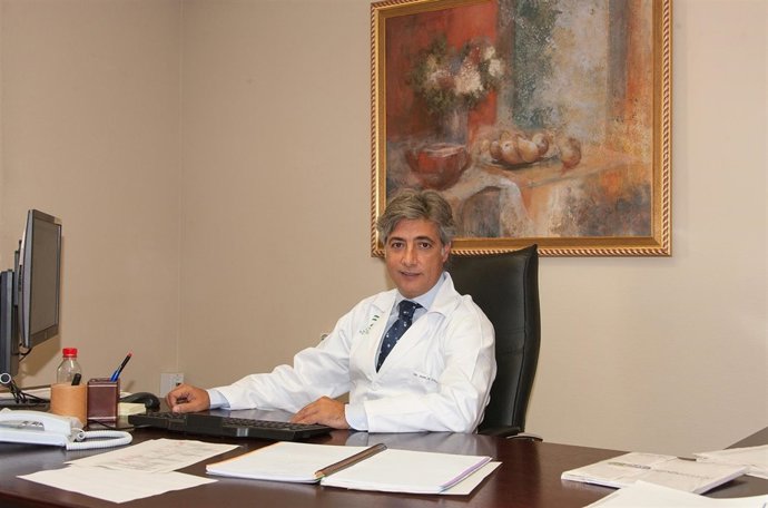 Felipe Paraje, director médicos del Virgen del Rocío