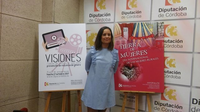 Ana Guijarro presenta las actividades y el concurso de vídeo