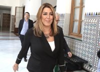Susana Díaz pide a Moreno que reclame al Gobierno que desista de la suspensión cautelar de las 35 horas