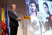 El Gobierno responde a Aznar que es "momento de estar unidos" detrás de Rajoy, que sabe apreciar bien los tiempos